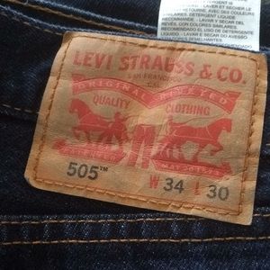 Levi's